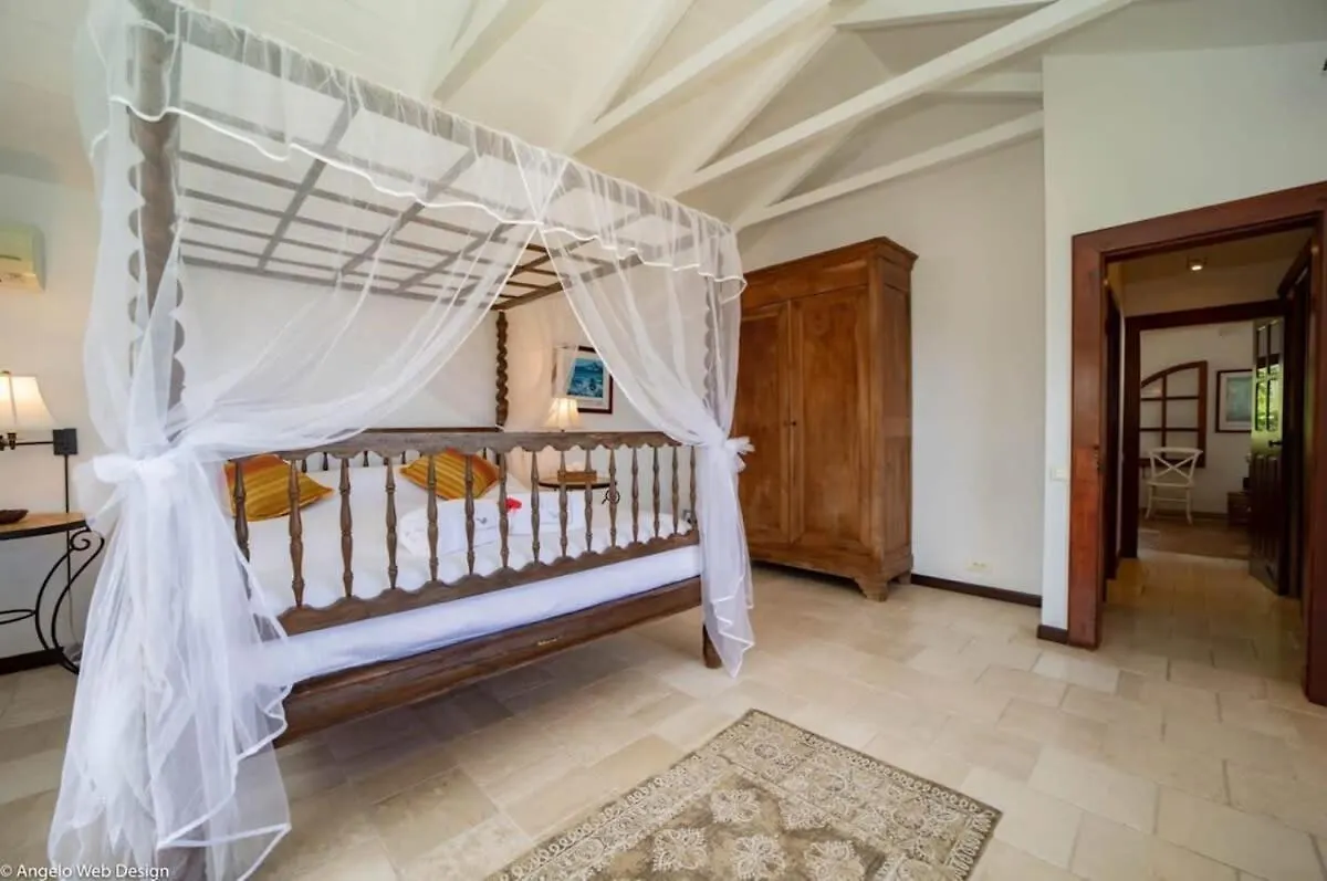 Luxurious Meditation Villa In Marigot Hills