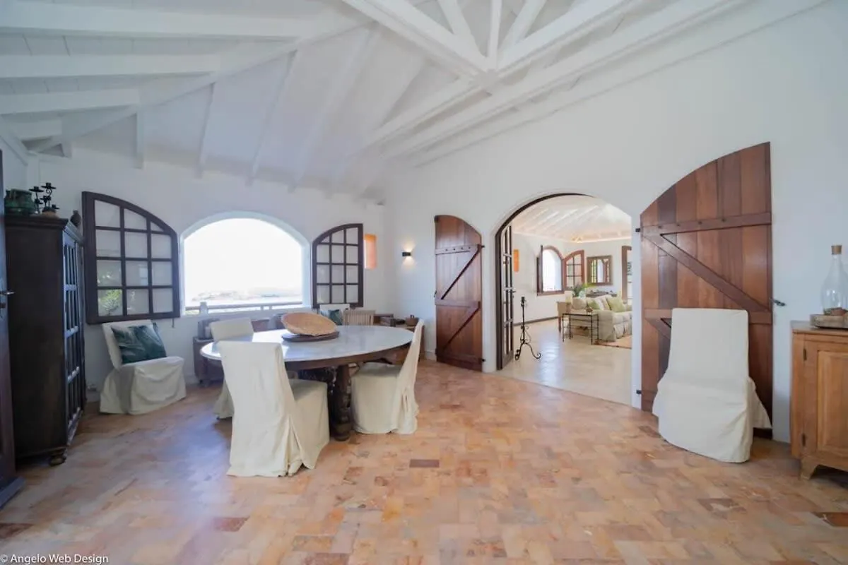 Luxurious Meditation Villa In Marigot Hills