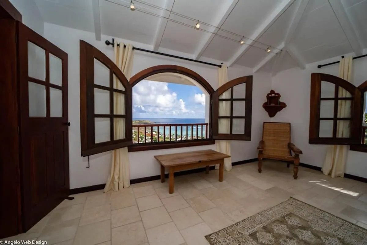 Luxurious Meditation Villa In Marigot Hills